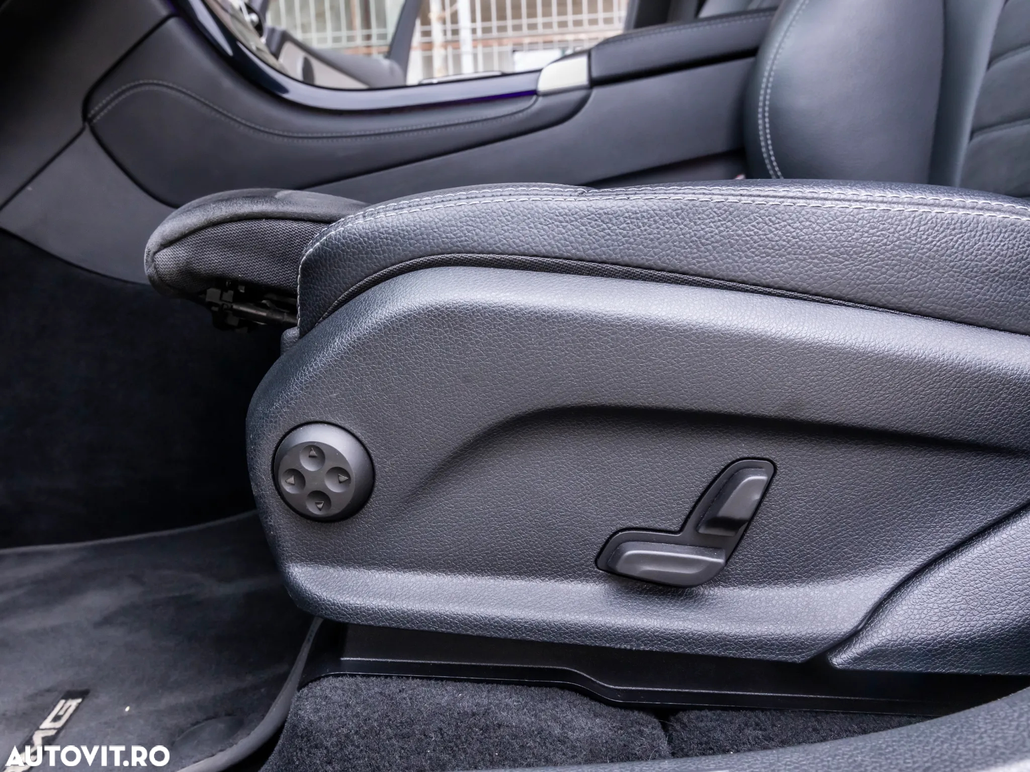 Mercedes-Benz GLC 200 d 4Matic 9G-TRONIC AMG Line - 18