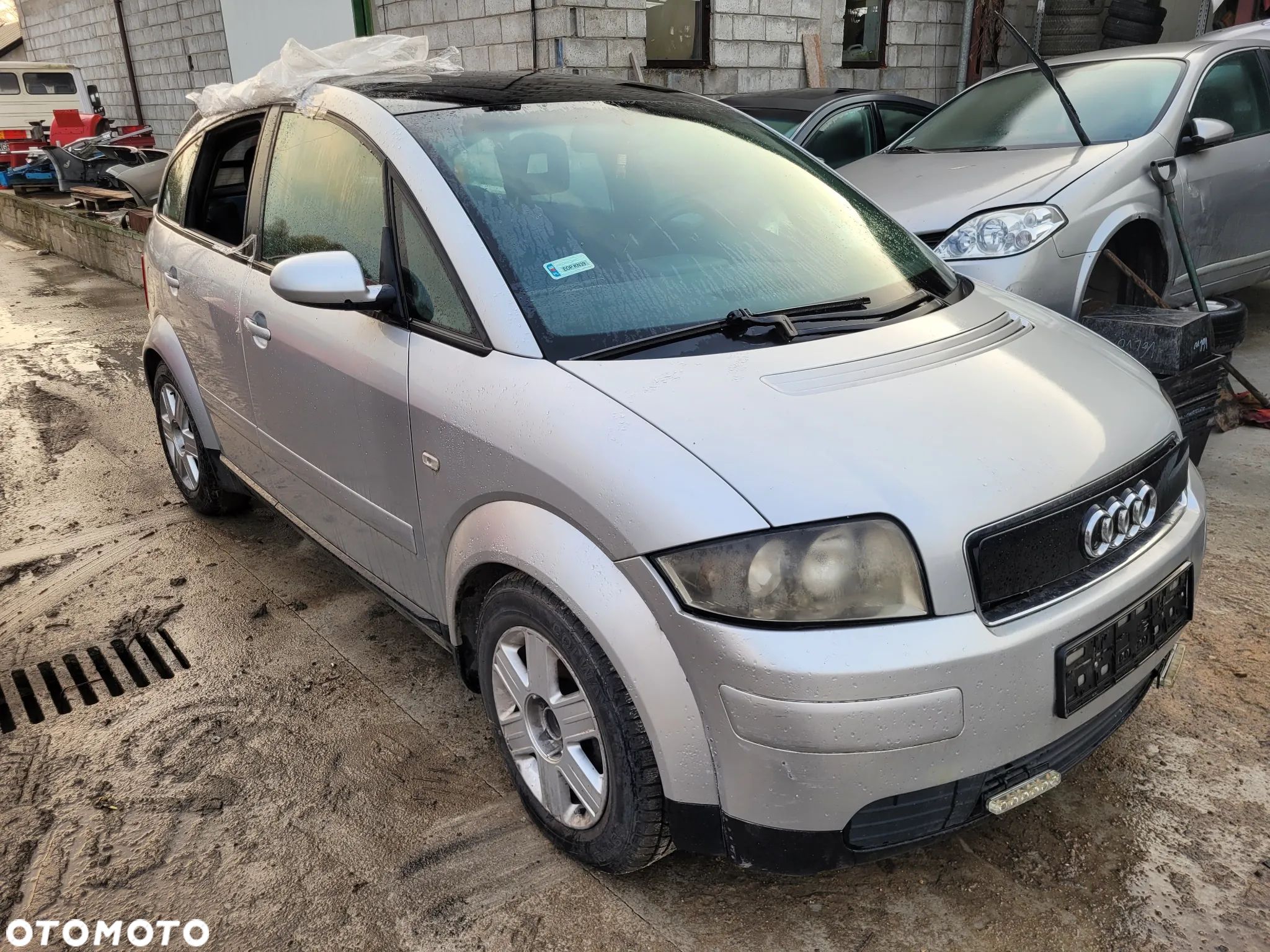 audi a2 maska zderzak lampa grill błotnik drzwi zbiornik paliwa szyba lusterko klamka klapa - 1