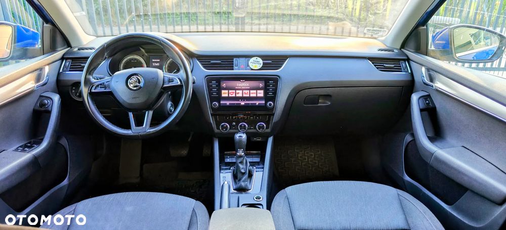 Skoda Octavia 1.8 TSI Ambition DSG - 6