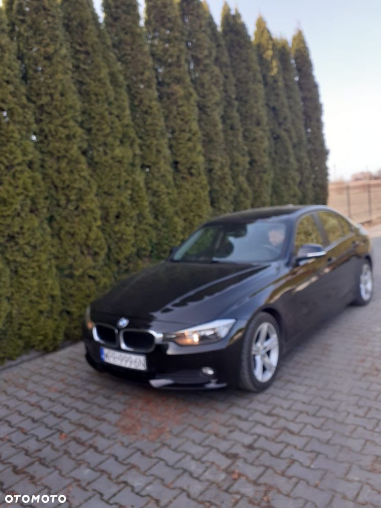 BMW Seria 3 320i - 2