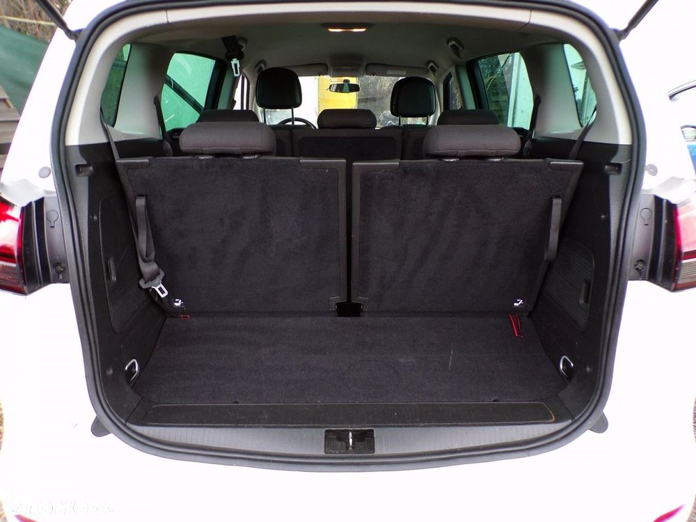 Opel Zafira - 31