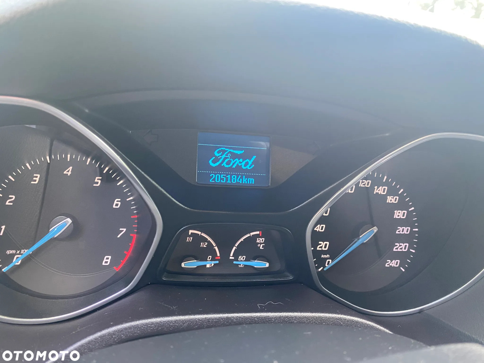 Ford Focus 1.6 EcoBoost Titanium - 8