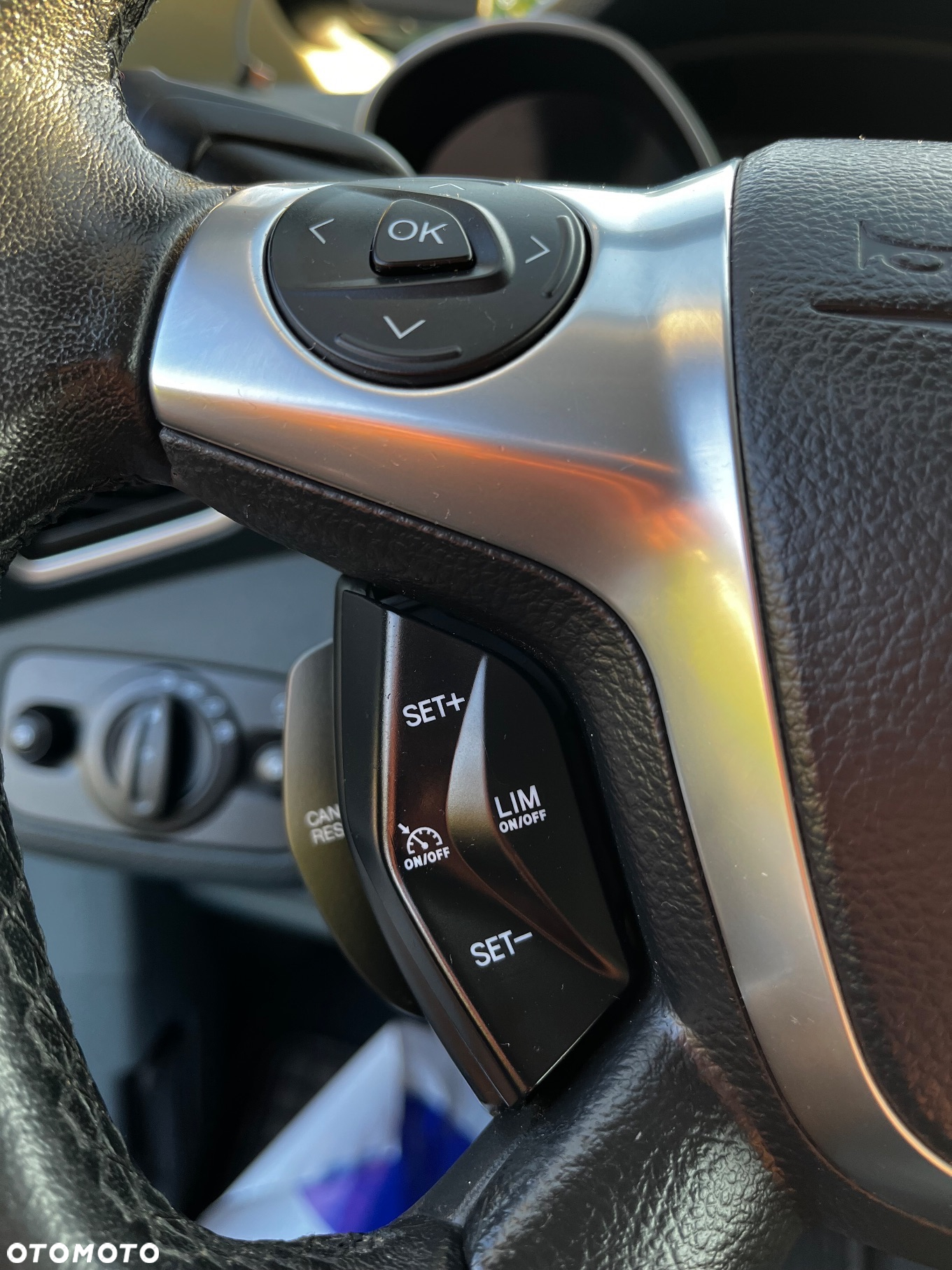 Ford Grand C-MAX - 13
