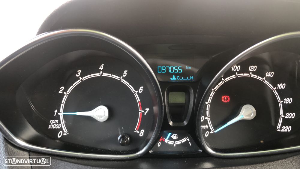 Ford Tourneo Courier 1.0 EcoBoost Titanium - 18