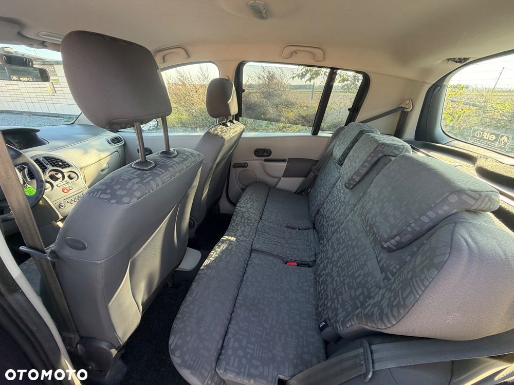 Renault Modus 1.2 16V Avantage - 17