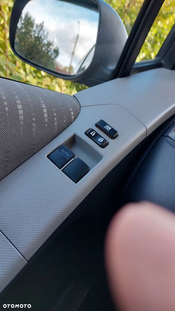 Toyota Yaris 1.33 VVT-i Sol - 23