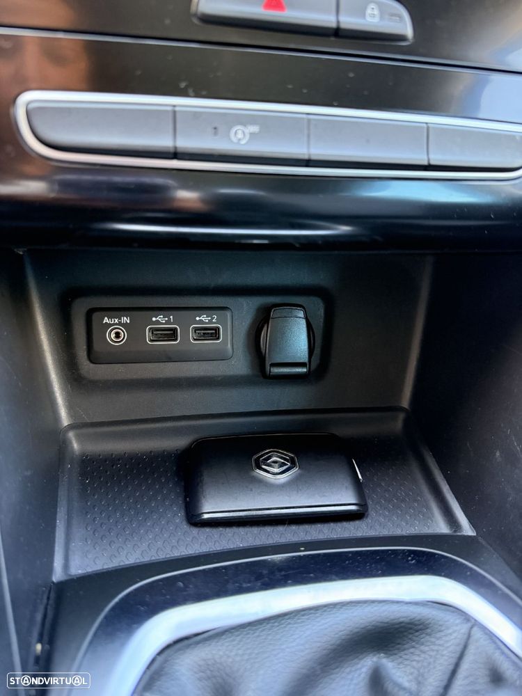 Renault Mégane Sport Tourer 1.5 Blue dCi Limited - 22