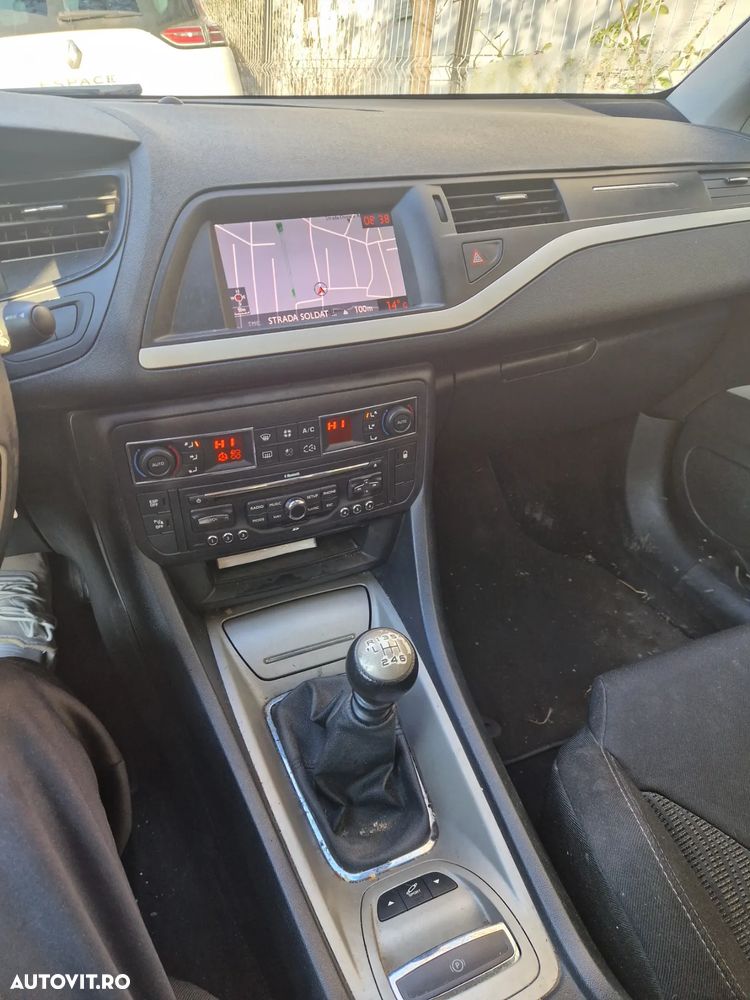 Citroën C5 2.0 HDi FAP H3+ Confort - 6