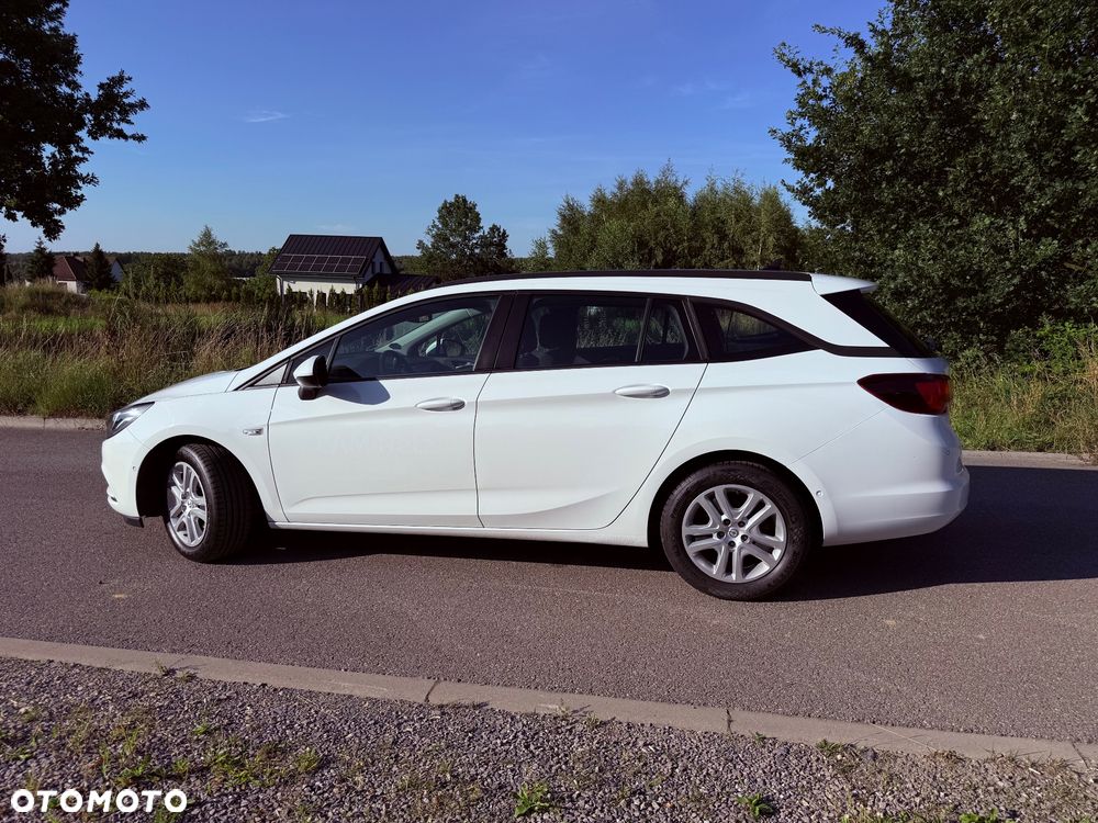 Opel Astra 1.6 CDTI Sport - 11