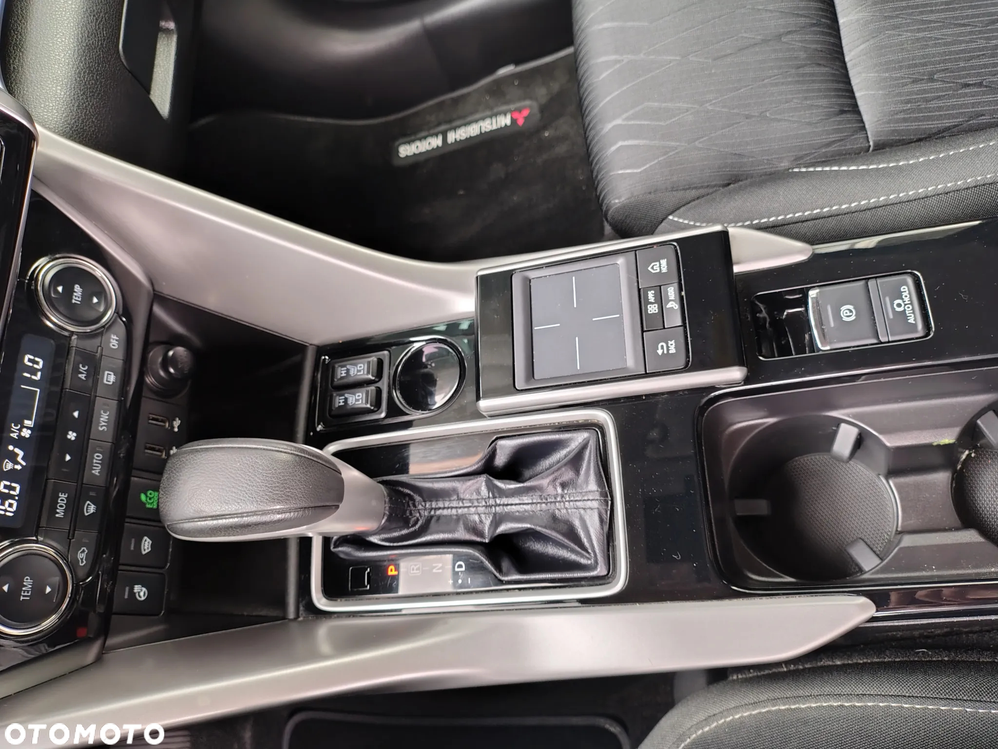 Mitsubishi Eclipse Cross 1.5 T GPF Intense CVT - 17
