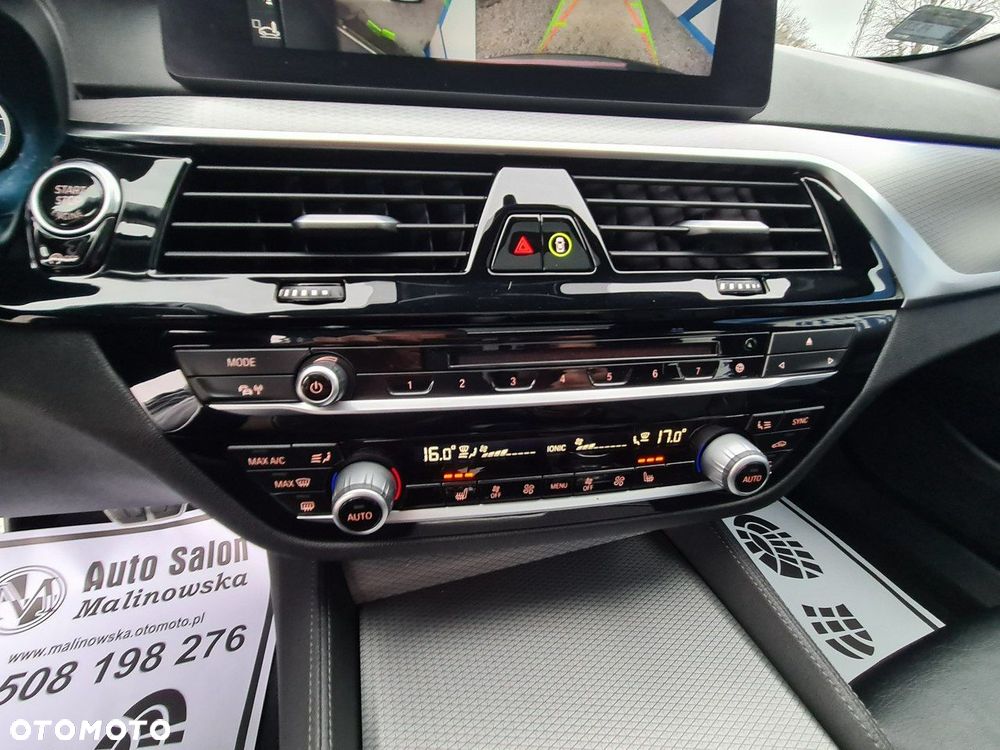 BMW Seria 5 530d xDrive M Sport sport - 24