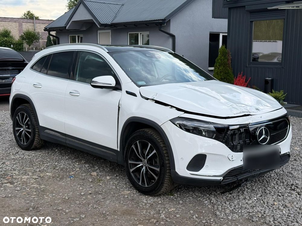 Mercedes-Benz EQA 250 66.5kWh Electric Art - 6