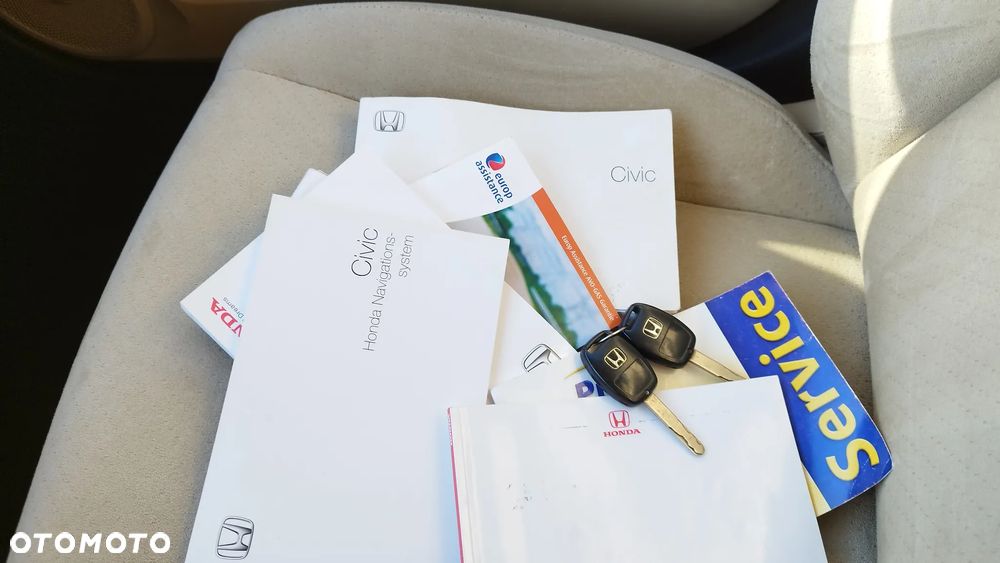 Honda Civic 1.8 Executive NAVI - 16