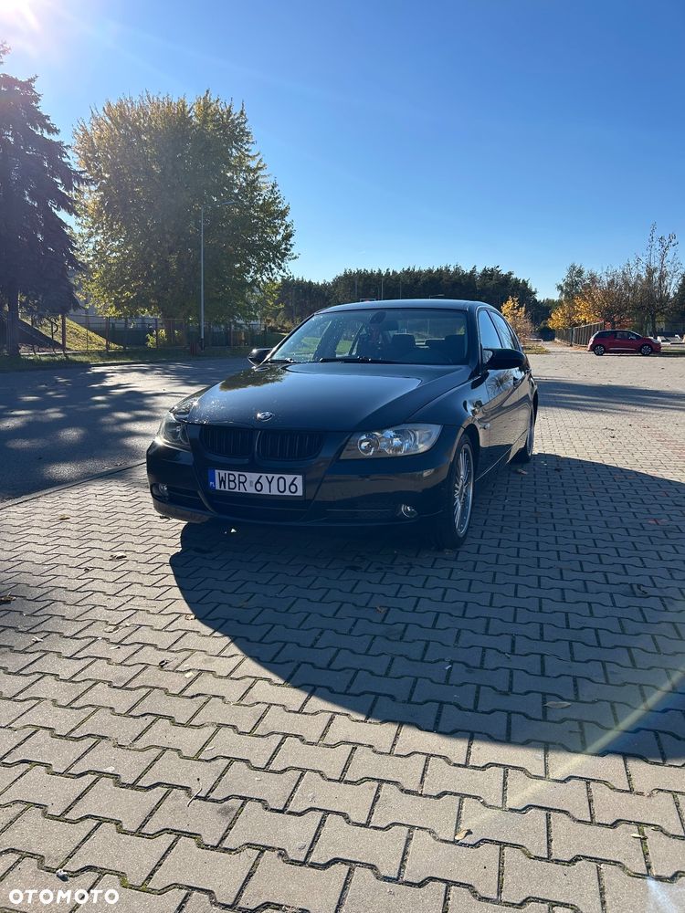 BMW Seria 3 325i - 1