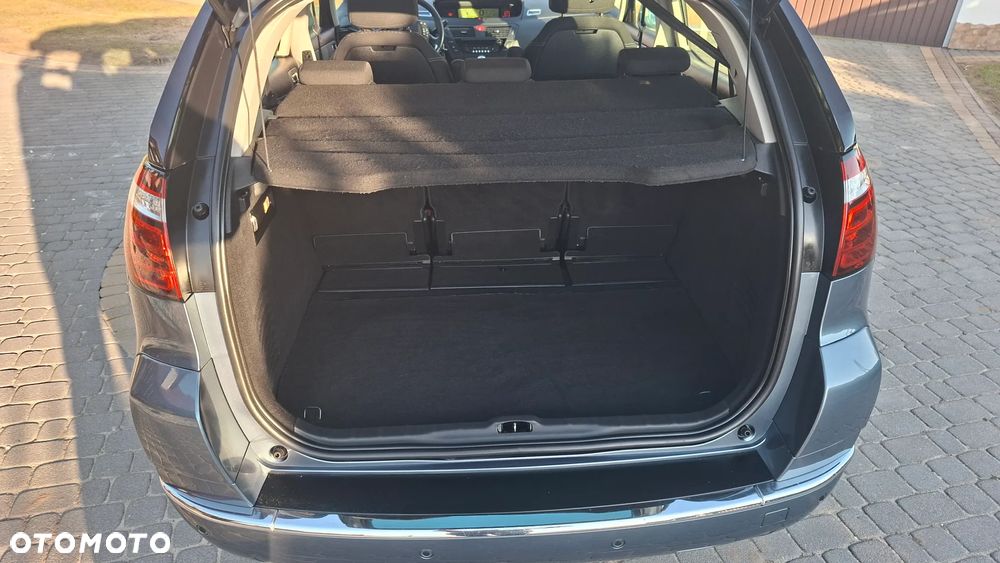 Citroën C4 Picasso 1.6 HDi SX - 21