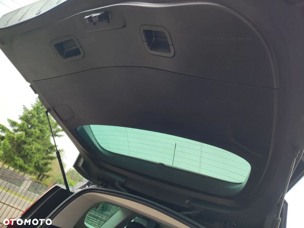 Renault Scenic TCe 140 GPF BOSE EDITION - 15