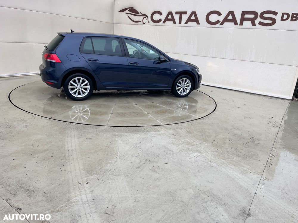 Volkswagen Golf 1.2 TSI BMT Comfortline - 17