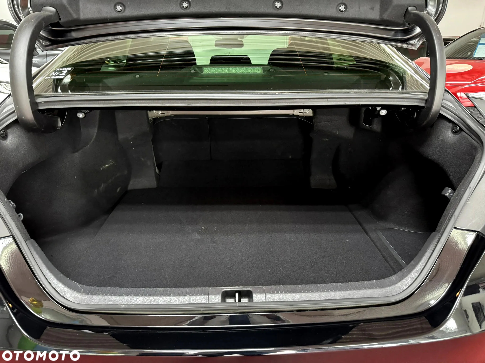 Toyota Camry 2.5 Hybrid Comfort CVT - 16