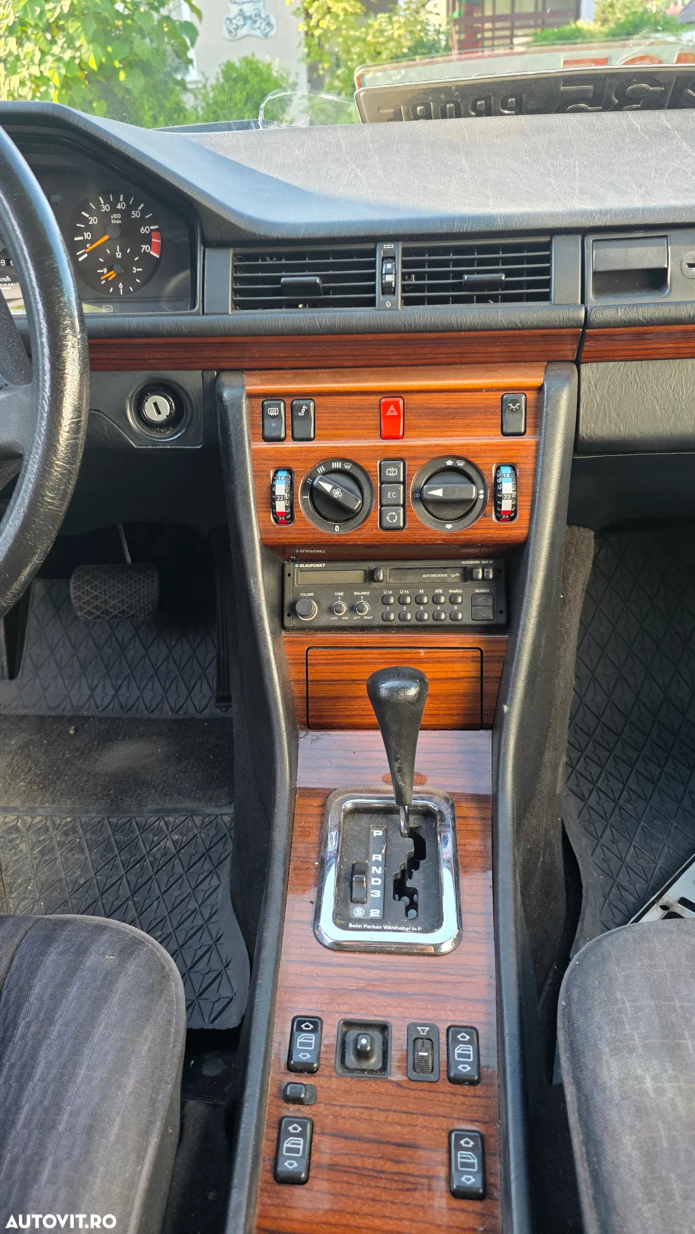 Mercedes-Benz W124 - 6