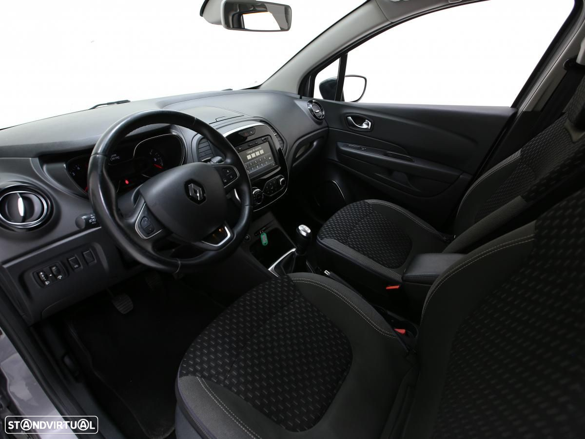 Renault Captur 1.5 dCi Exclusive - 11