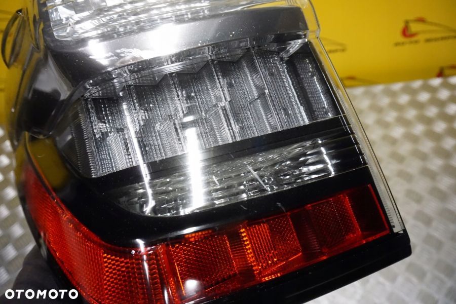 TOYOTA 4RUNNER 2014 - 2021 LAMPA TYŁ LEWA LED TYLNA USA - 8