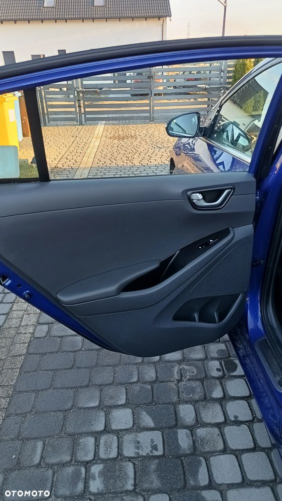 Hyundai IONIQ 1.6 GDI Premium - 12