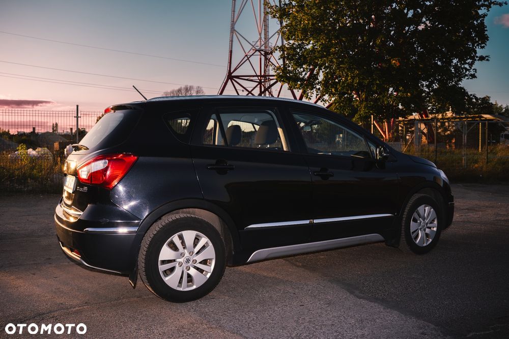 Suzuki SX4 S-Cross 1.6 Comfort - 4
