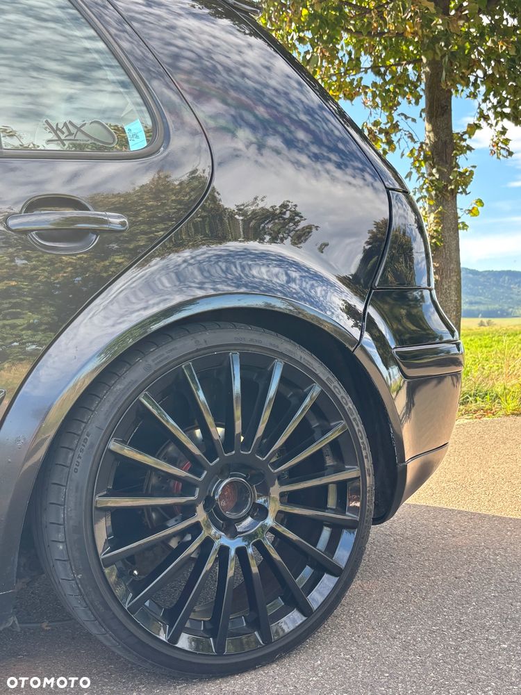 Volkswagen Golf - 12