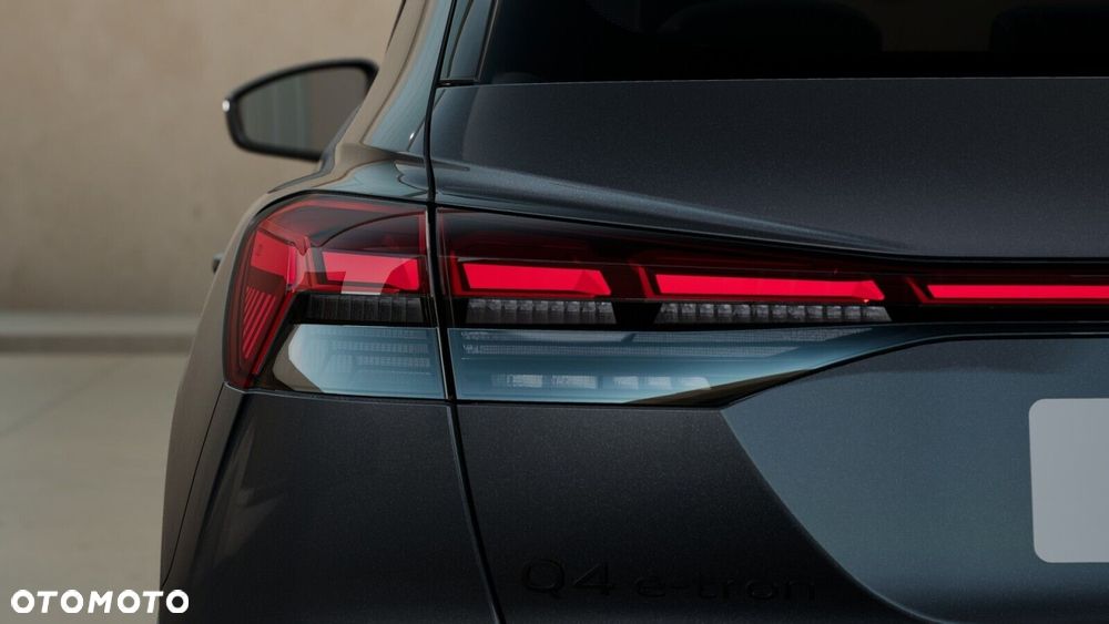 Audi Q4 e-tron - 7