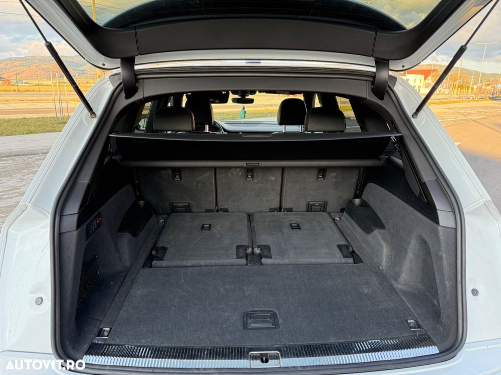 Audi Q7 - 7