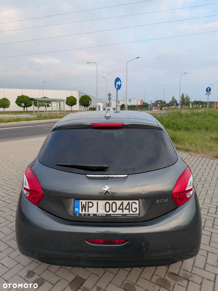 Peugeot 208 1.2 PureTech Style - 6