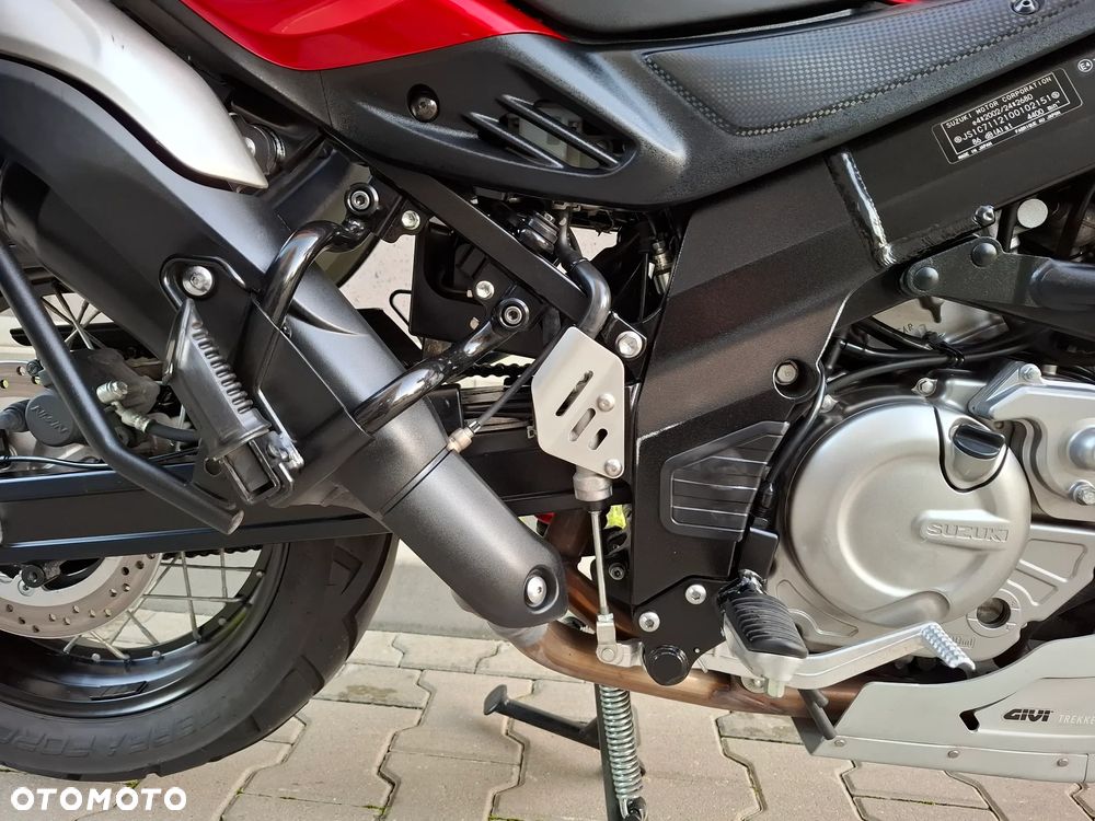 Suzuki V-STROM - 31