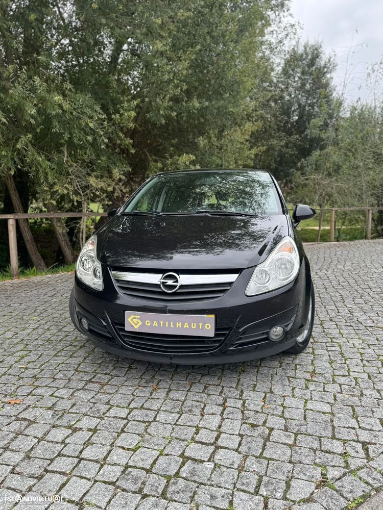 Opel Corsa 1.2 Cosmo - 2