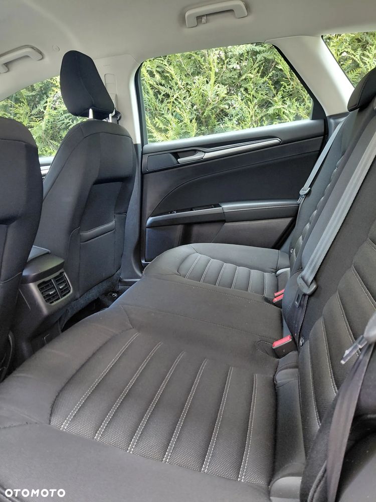 Ford Mondeo 2.0 TDCi Titanium - 22