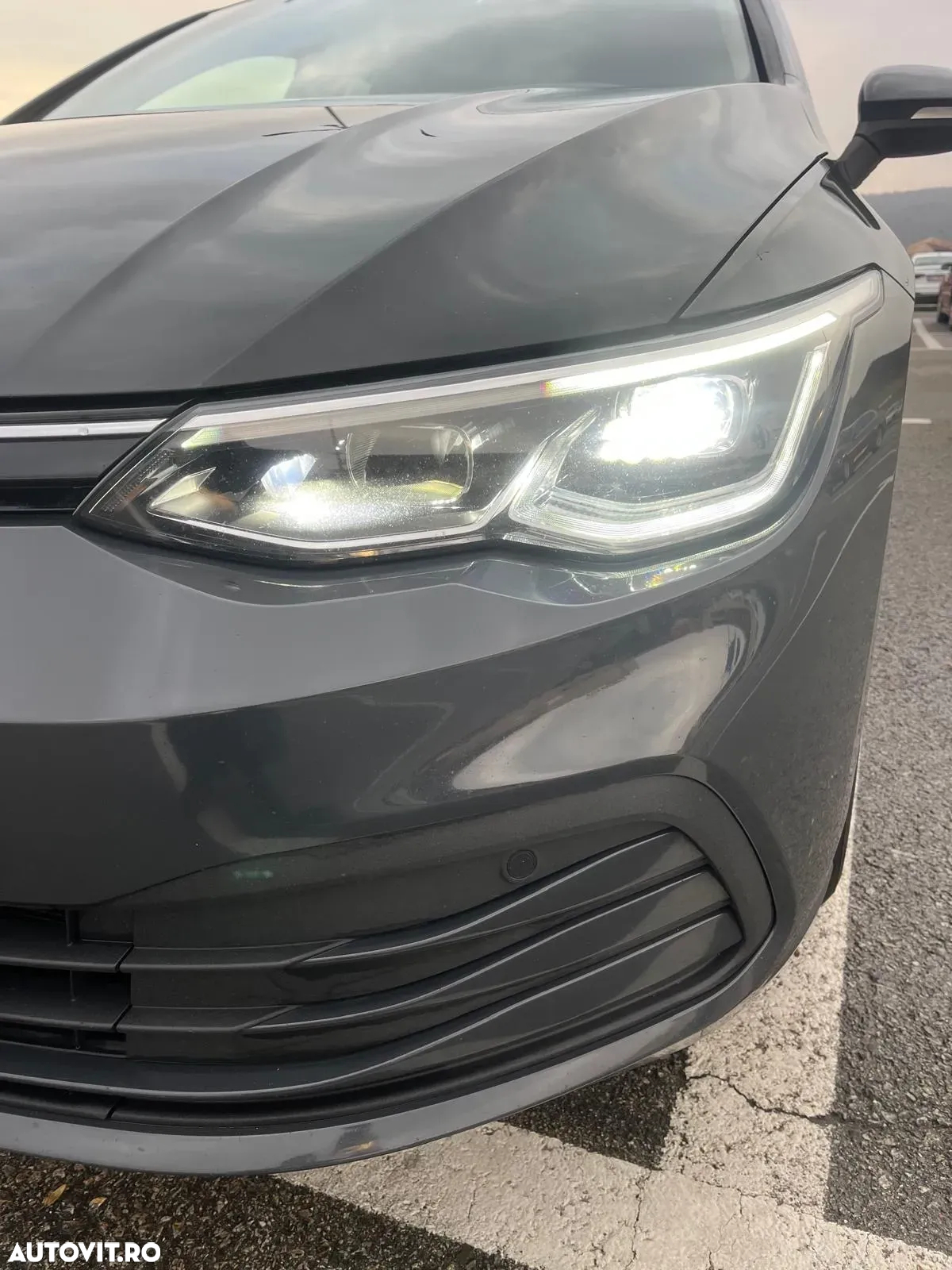 Volkswagen Golf Variant 2.0 TDI SCR Life - 21