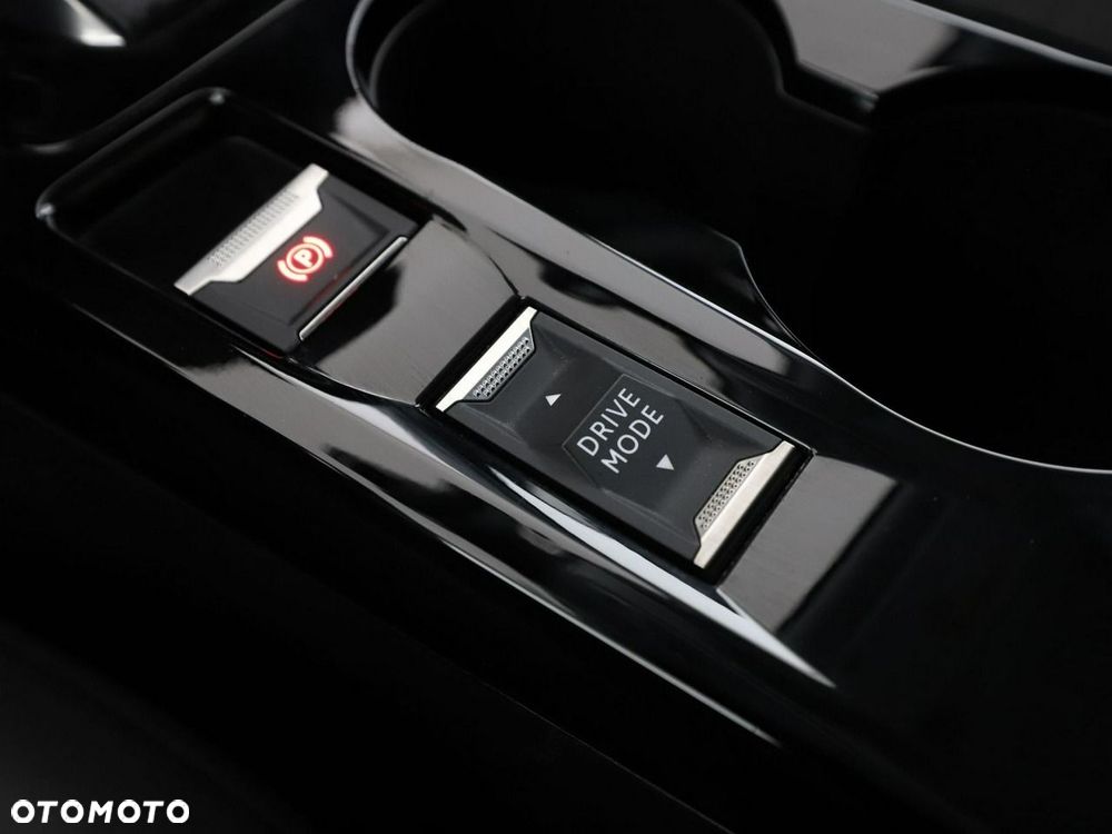 Peugeot 2008 PureTech 130 EAT8 Allure - 31
