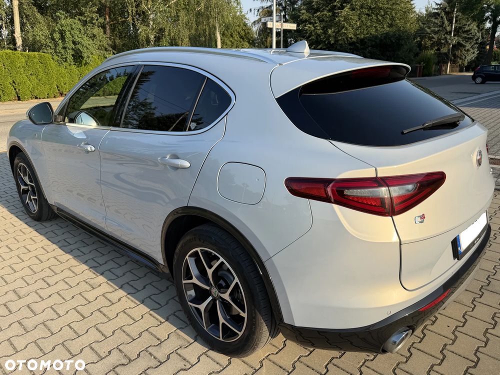 Alfa Romeo Stelvio 2.0 Turbo TI Q4 - 20