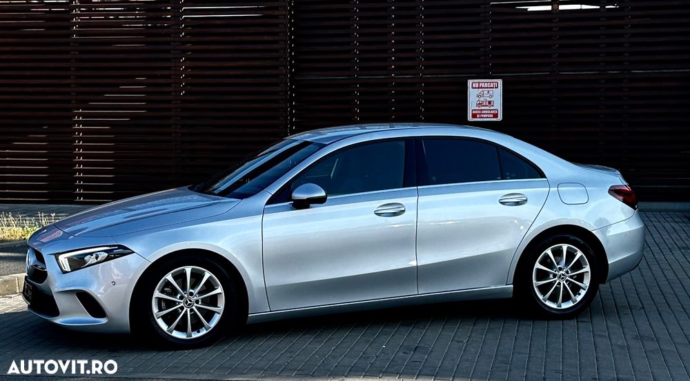 Mercedes-Benz A 180 d 8G-DCT - 5