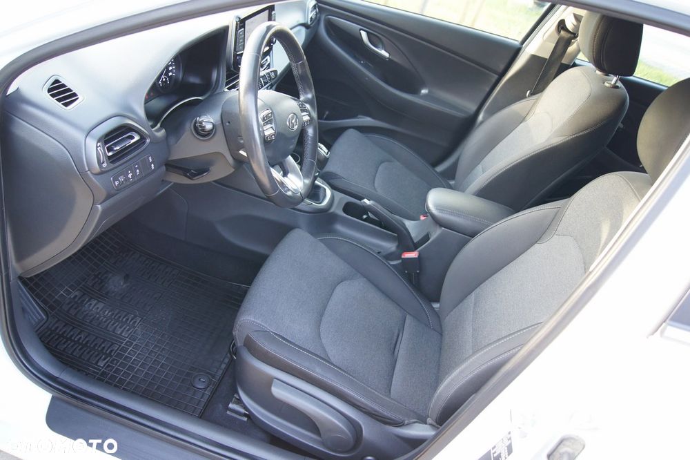 Hyundai i30 1.6 D Comfort - 7