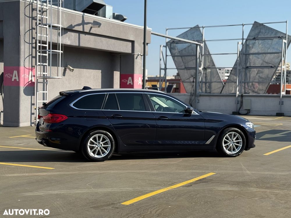 BMW Seria 5 520d xDrive AT - 9