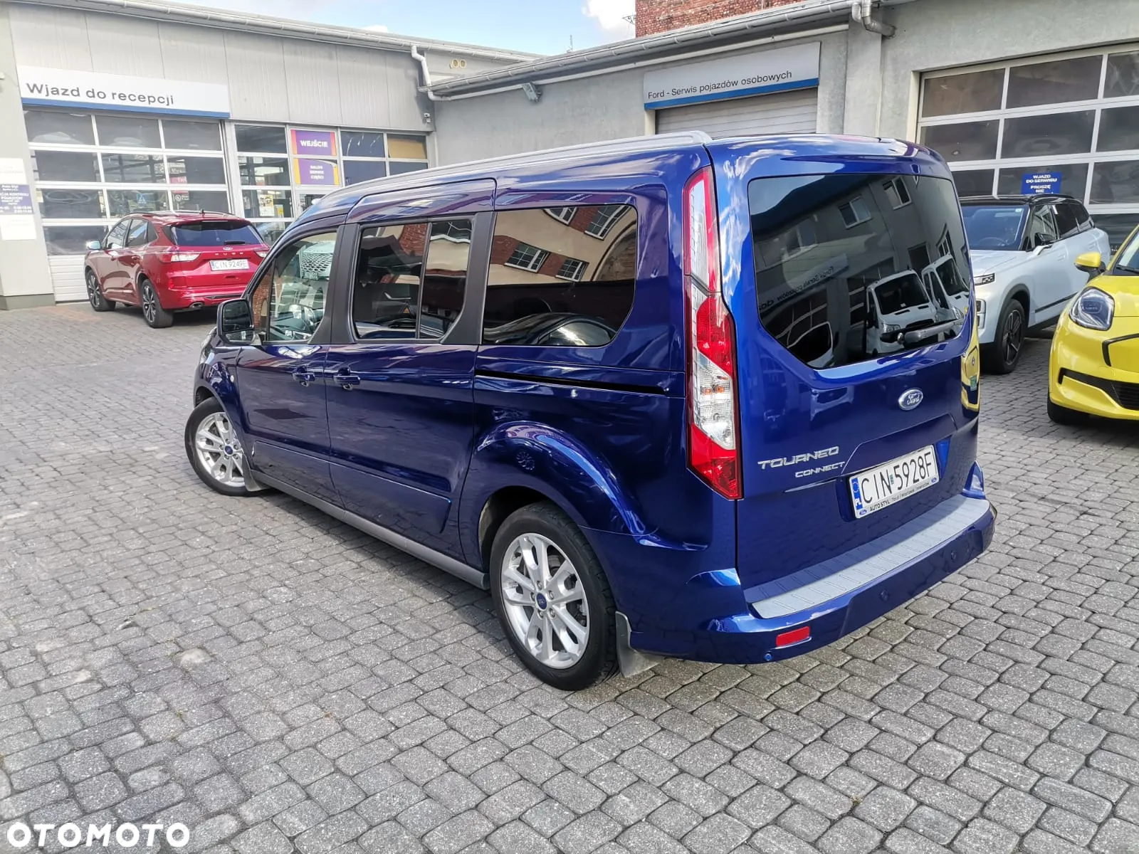 Ford Tourneo Connect 1.5 TDCi Titanium - 3