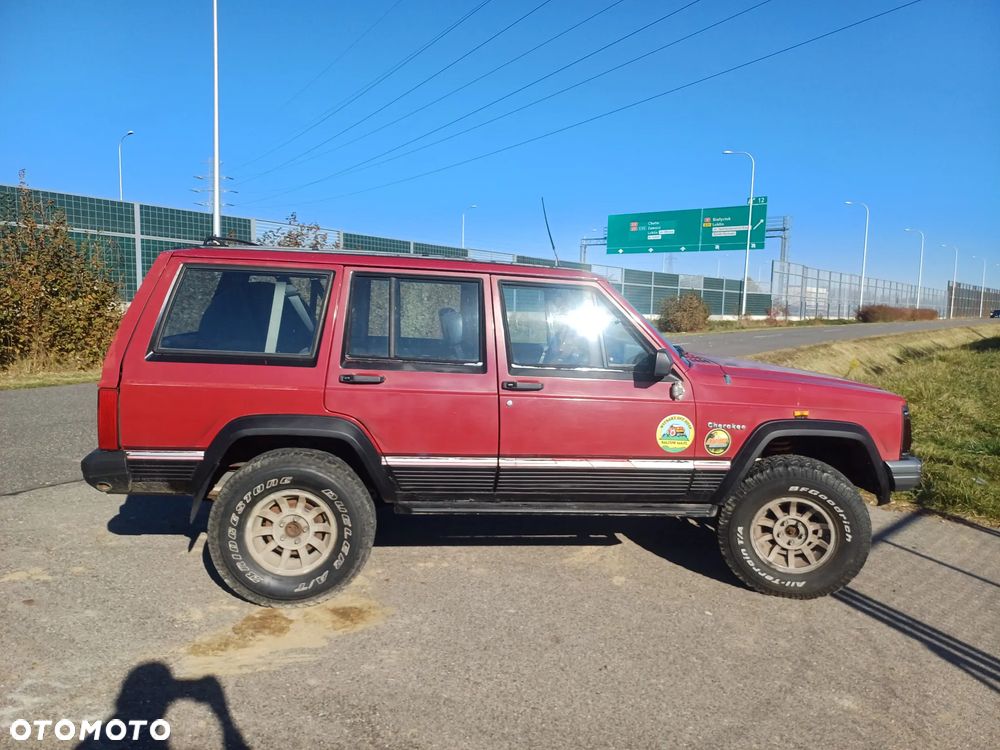 Jeep Cherokee 4.0 - 5