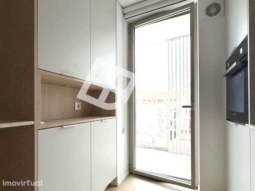 Apartamento T2 c/ Varanda Vista Mar- Praia da Barra - Grande imagem: 4/20