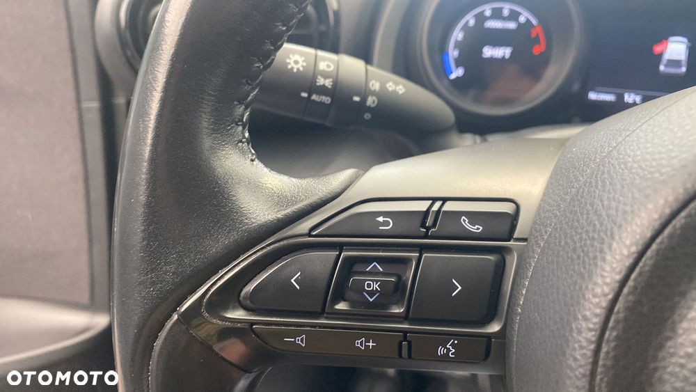 Toyota Yaris 1.5 Comfort - 22