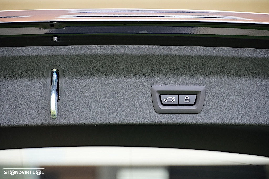 BMW iX3 M Sport Inspiring - 19
