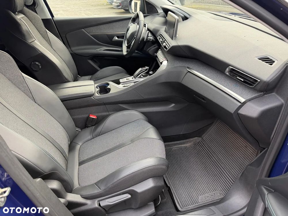 Peugeot 3008 1.6 PureTech Hybrid PHEV Allure Pack S&S EAT8 - 8