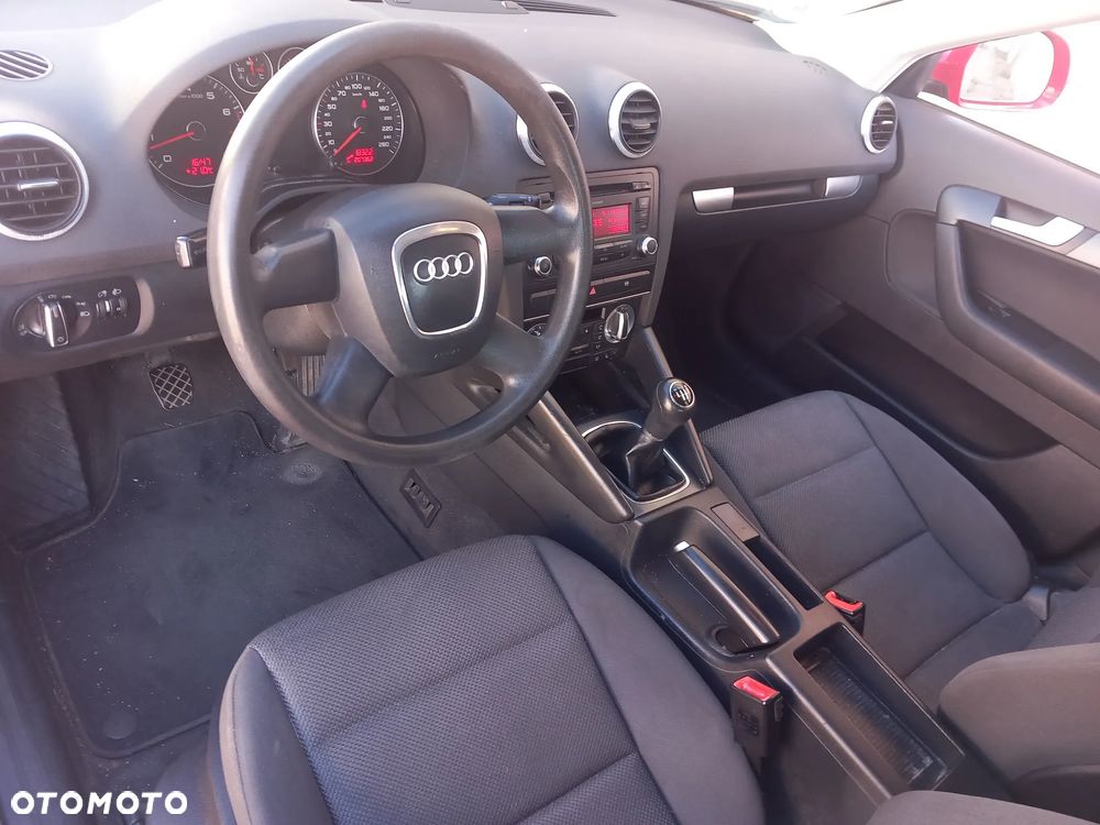 Audi A3 Sportback 1.6 Ambition - 18