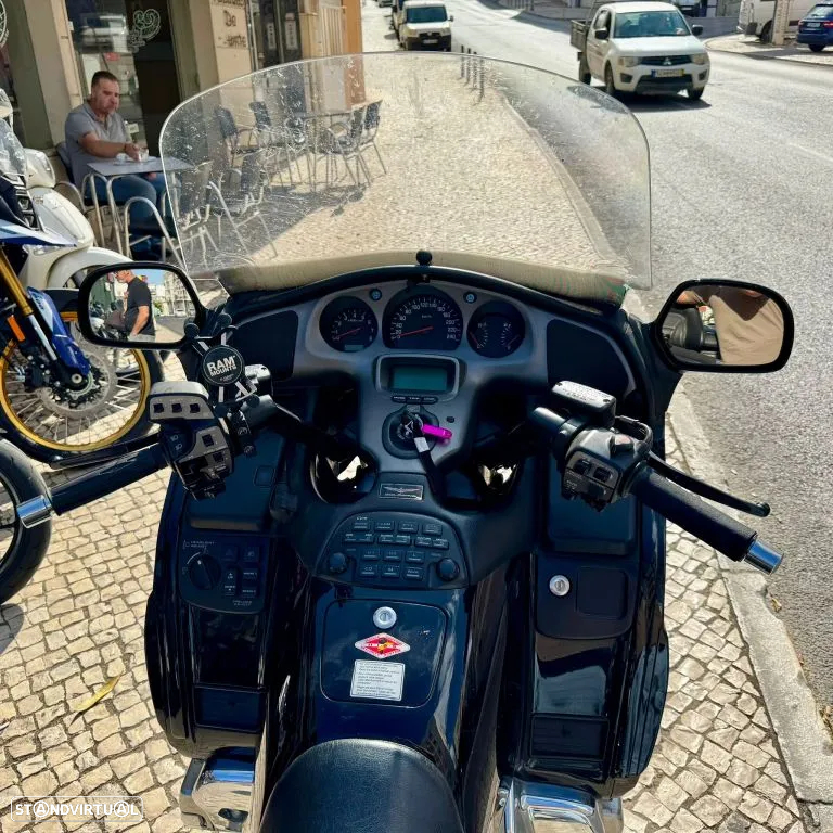 Honda Goldwing 1800 - 11