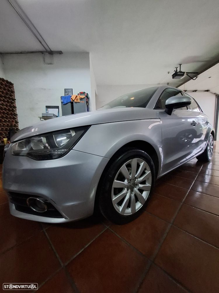Audi A1 Sportback 1.6 TDI Business Line - 3