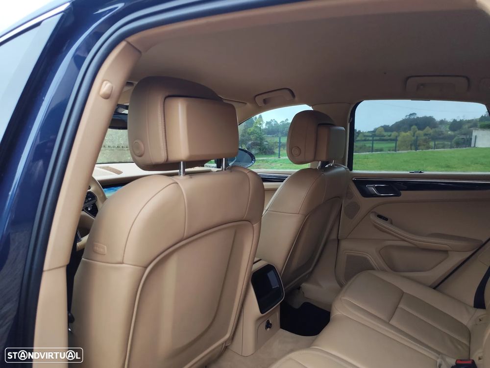 Porsche Macan S - 10